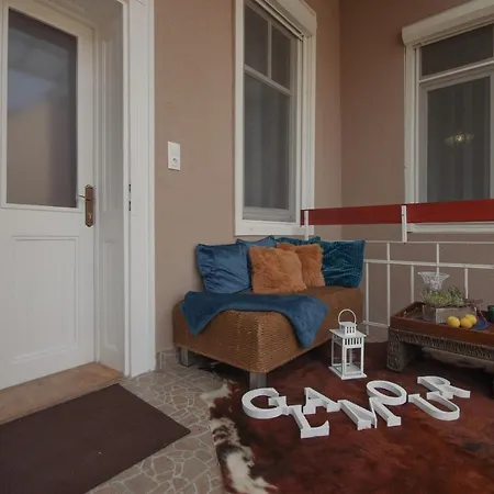 Glamour Apartment Gyula