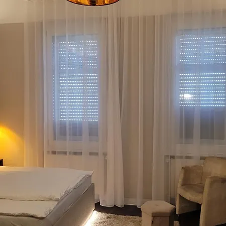 Glamour Apartment *