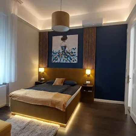 Apartment Glamour *