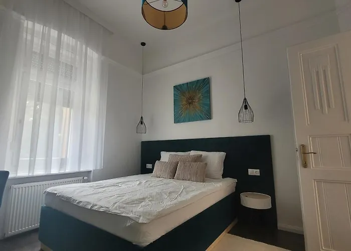 Glamour * גיולה